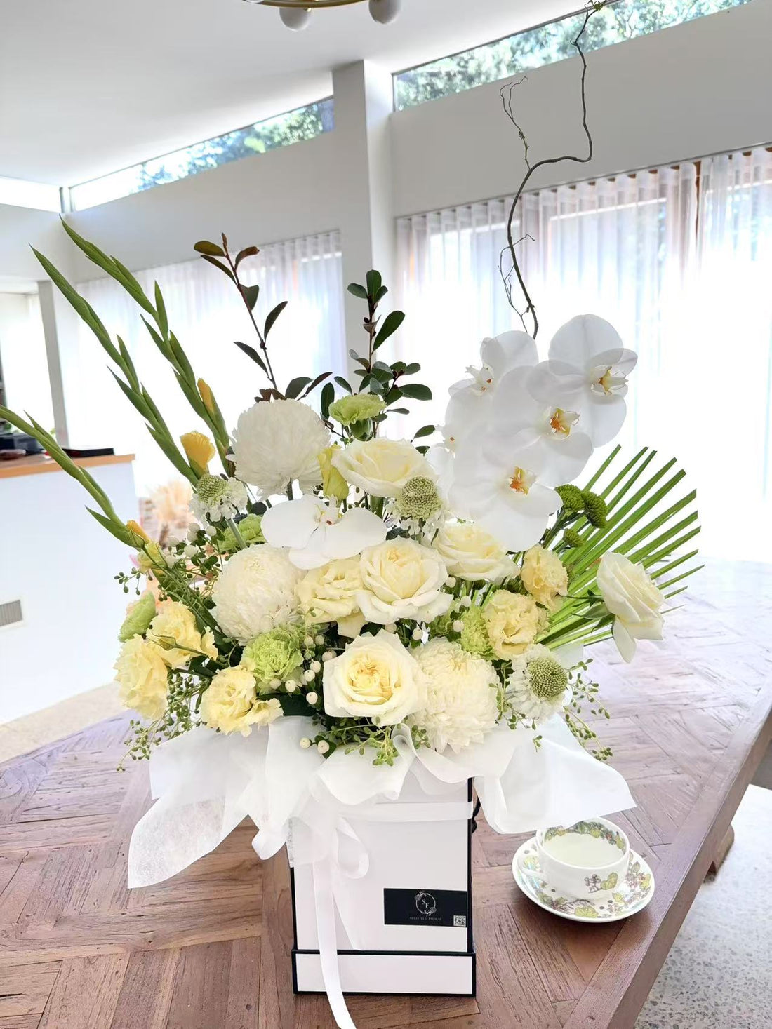 Flower arrangement